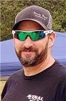 Nathan Henson's Instagram, Twitter & Facebook