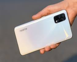 Realme X7 Pro is a game changer that ...