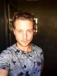 Ryan Tedder Fan Page On Twitter Onerepublic In Fact Your Eyes Are Like The Dress Everyone Can See Them Differently I See Them Turquoise D