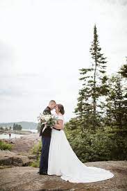 Grand Marais Mn Elopement Lace Brass Events Us Destination Wedding Minnesota Wedding Venues Elopement Ceremony