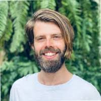 Alex Zak's Instagram, Twitter & Facebook