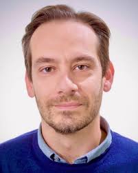 Αποχαιρετισμός στον Δημήτρη Ελευθεράκη. Με πολύ μεγάλη λύπη σας αναγγέλλω  τον θάνατο του συναδέλφου μας Δημήτρη Ελευθεράκη, φιλολόγου, ποιητή και  συγγραφέα. Πέθανε χθες ξαφνικά, αφήνοντας πίσω του τη γυναίκα του και τα