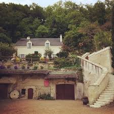 Pin By Winevents On Vins Roses The Winemagazine Loire Valley Wine Instagram Loire Valley