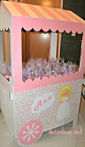 Tarros para chuches de diferentes tamaños. Carrito De Chuches Para Comuniones