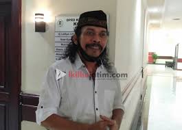 Di awal tahun 2020, realme meluncurkan keluarga baru realme 5i untuk anak muda di indonesia. Permintaan Pedagang Hi Tech Mall Tak Direspon Pemkot Surabaya