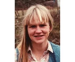 Barbara Crossman's Instagram, Twitter & Facebook