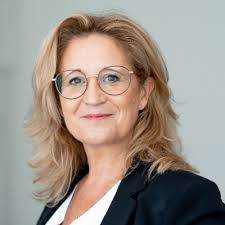 Go watch the « Behind the Science » videos