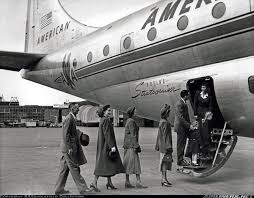 American Overseas Airlines Boeing Stratocruiser Pax Boarding Into The Lower Deck Aoa Merged Into Panam In1950 Vintage Aircraft Aircraft Vintage Airplanes