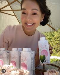 Crystal's coconut water worth $100 million?👀 : r/realhousewives