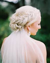 This headband is custom matched to your hair color and is a great way to add style to any occasion. 28 Braided Wedding Hairstyles For Long Hair Ruffled