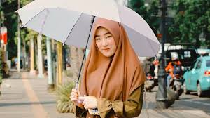 Larissa chou, menantu almarhum ustaz arifin ilham itu, membeberkan alasan yang membuatnya mantap menjadi mualaf. Larissa Chou Aku Sudah Memaafkan Terima Kasih Untuk Semuanya Alvin Faiz Kumparan Com