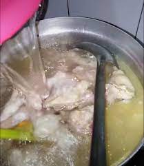 Untuk versi pertana, anda boleh tambahkan telur dadar untuk lebih sedap. Cara Masak Singgang Ayam Ala Thai Tarik Perhatian Ramai Boleh Cuba Keluarga