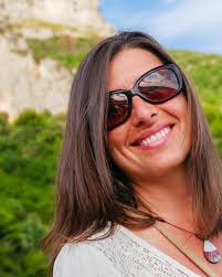 Marc Lendler- Government- he/him Marc grew up in Wallingford, Connecticut,  a small town where “at a certain level, everyone is involved in  everything.” Taking after his parents and neighbors, Marc considered  specializing