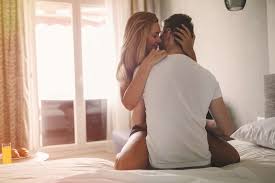 Die kenntnis darüber ist für die tränensäcke, augenringe und falten vertreiben augencremes. 6 Tipps Fur Grandiosen Morgensex Fit For Fun