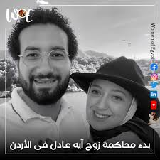 رانيا ابو المكارم من اوائل السيدات التي اقتحمت مجال سباقات رالى الصحراء في  مصر و الوطن العربي رانيا درست سياسة وصحافة، وعملت فى هذا المجال لسنوات  طويلة؛ كما أنها تمارس هواية سباقات