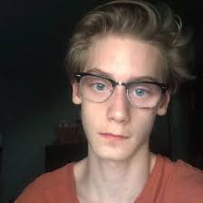 Aiden Young (aiden_y)