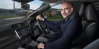 Pep guardiola and niko kovac after the international champions cup match between manchester city and bayern munich (july 28, 2018). Pep Unter Strom Guardiola Steht Auf Den Nissan Leaf Meinauto De