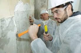 Wer zu viel zeit und eine kernbohrmachine hat, kann von oben ein senkrechtes loch in die noch vorhandene wand bohren und einen betonsturz einschalen und vor ort gießen. Betonsturz Fur Eine Tragende Wand Darauf Ist Zu Achten