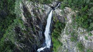 Take a right off the track down a well defined track for 15 mins until you get to the falls. 9uwkkuydqo2 Qm
