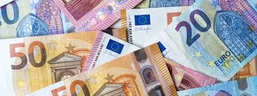 In umlauf befindliche banknoten bleiben aber gesetzliches zahlungsmittel und unbegrenzt umtauschbar. Banken Begrenzen Ausgabe Von Bargeld Wegen Hoher Nachfrage