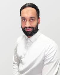 Harjit Gill's Instagram, Twitter & Facebook