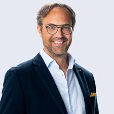 Time for a new adventure! What this future will look like is still to be  seen, and for me to investigate and define. This is exactly what I'll do in  the coming