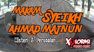 Karena kekuatannya yang begitu tinggi, maka panglima kumbang siliwangi ini dipercaya sang prabu memimpin sekelompok pasukan macan putih untuk menghadang pasukan mongol. Merungkai Misteri Kisah Panglima Lidah Hitam Muar Youtube