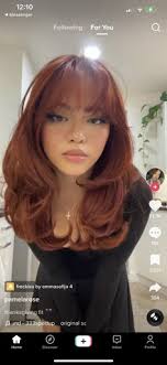 Celeste Robles (celestevrobles)