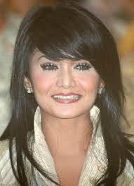 Apakah ini penampakan hantu michael jackson? Krisdayanti Tidak Percaya Penampakan Michael Jackson Seleb Tempo Co