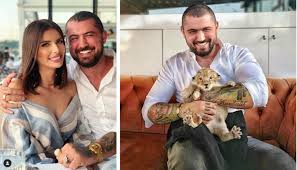 Find the perfect mihaita chipciu stock photos and editorial news pictures from getty images. Ioana Filimon S A Casatorit Cu Interlopul Turc Toti Fanii Ei O Fac Praf