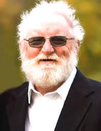 Charlie Snell's Instagram, Twitter & Facebook