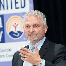 Donna Roseman's Instagram, Twitter & Facebook