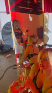 Emilienefnaf MYM Leak - Nude Photos & Videos