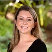 Colleen Burson's Instagram, Twitter & Facebook