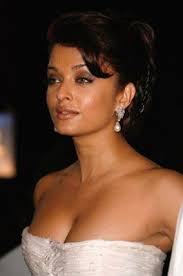 Pictures Photos Of Aishwarya Rai Bachchan Imdb Aishwarya Rai Aishwarya Rai Bachchan Indian Actresses