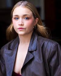 Now that's what I call a portfolio ‼️ Hattie Langley absolutely showing off  her range! Make sure you've got all your roles covered heading into the new  year lovelies 📸 There's so