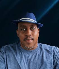 I am not the kind of girl Who should be rudely barging in