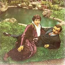 Enver Pasa Ve Naciye Sultan 1914 Yilinda Evlenmisler Bu Bir Pasa Ve Bir Hanedan Uyesinin O Donem Nadir Rastlanir Bir Pozu Fakat Bu Art History Painting