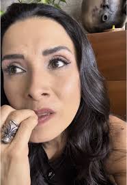 De Que Te Vale Fingir Dalilah Polanco