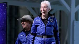 Wally funk (2nd from left) was a member of the mercury 13 program, a group that sought to recruit women astronauts in the 1960s. Pr0cmnfydss6nm