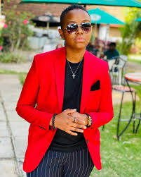 Makena njeri, who acted in tahidi high, came out of the closet and highlighted the challenges she faced because of speaking out. Ex Bbc Journalist Njeri Makena Pays Heartfelt Tribute To Late Mother As She Turns 58 Photos Pulselive Kenya