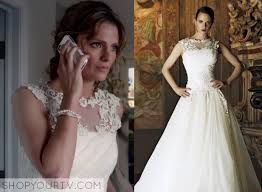 Sur cette page, vous avez la possibilité de voir see saison 1 épisode 1 en streaming gratuit français. Castle Season 6 Fashion Clothes Style And Wardrobe Worn On Tv Shows Shop Your Tv