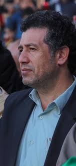 على أعتابِ الهدنة💔 يا #عدنانو كنت وانت محاصر في كل اتصال تسألني مافي هدنة؟  مافي صفقة؟💔 هاهي الهدنة قد أتت والصفقة سيعلن عنها وانت في ضيافة الرحمن😭  ياحبيب سلامُ اللهِ عليك يا