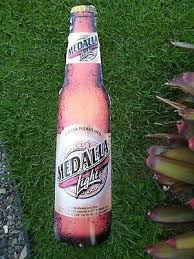 Puerto Rico Vintage Cerveza Medalla Light Beer Original Metal Sing Rare In 2020 Beer Display Mexican Beer Corona Beer