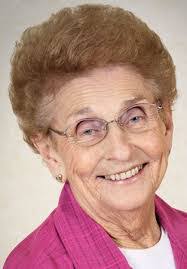 Tina Klimek's Instagram, Twitter & Facebook