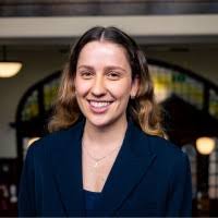 2100+ profils pour “Theus”