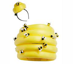 31 Simple Last Minute Halloween Costumes That Don T Require A Trip To The Costume Store Halloween Costumes You Can Make Pool Noodle Halloween Cool Halloween Costumes