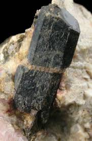 Allanite Ce Cahuilla Lake Near Indio Riverside County California Usa Prismatic Brown Black Allanite Ce Crystal Fr Riverside County Minerals Riverside