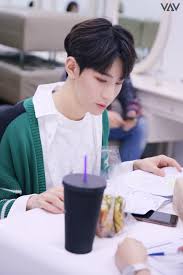 Poison Lou Vav Korean Idol Woo Young Vav