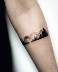 15.un style minimaliste pour ses tatouages lignes, très graphique. 1001 Dessins Originaux De Tatouage Montagne